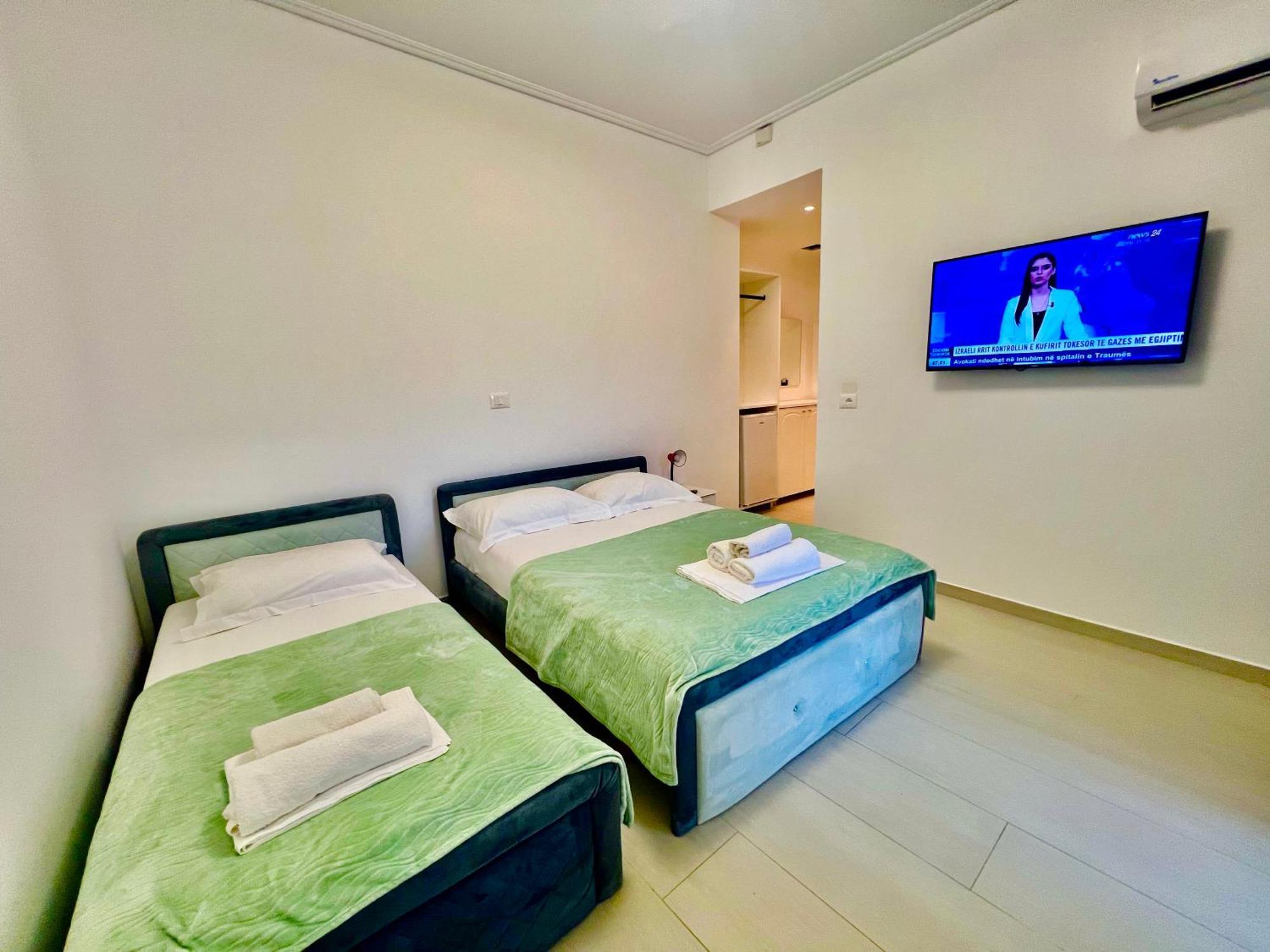 Hotel Vip Bujari Εξαμίλιο Εξωτερικό φωτογραφία