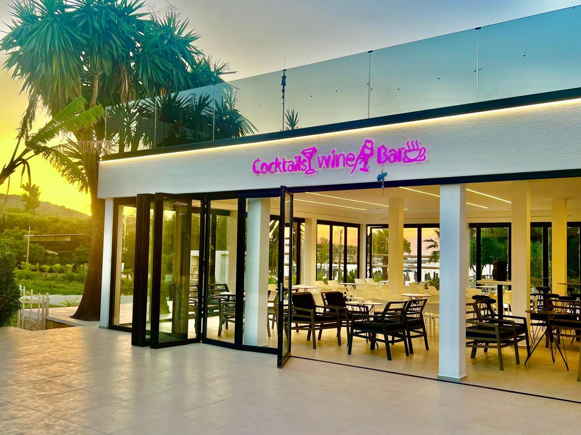 Hotel Vip Bujari Εξαμίλιο Εξωτερικό φωτογραφία